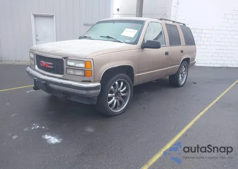 1996 GMC Yukon z USA, uszkodzony, nr VIN 1GKEK13R7TJ735867